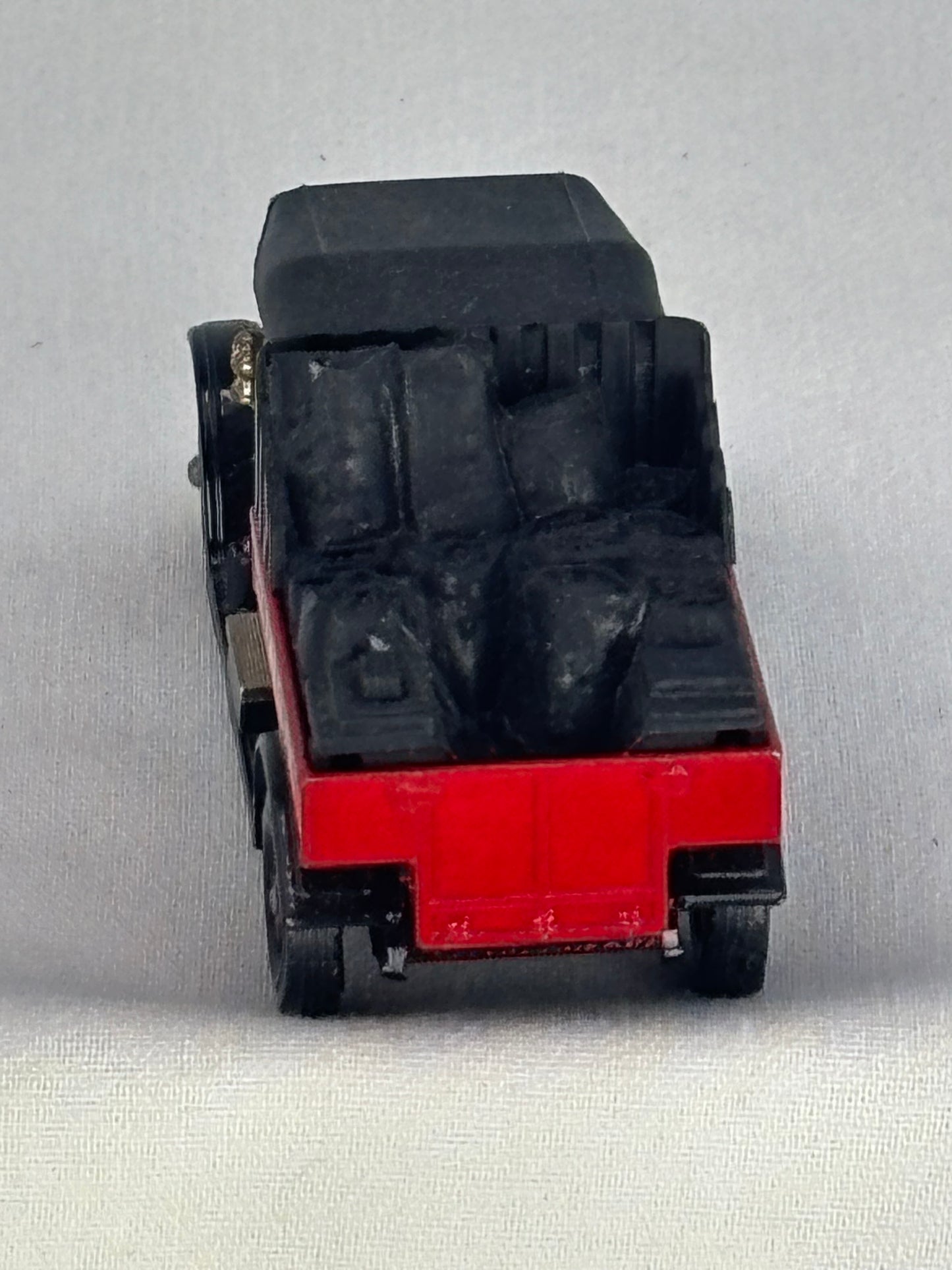 Matchbox Models of Yesteryear Y-13 – 1918 Crosley “Coal & Coke” – Boxed