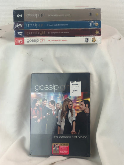 5 Seasons of Gossip Girl on DVD!
