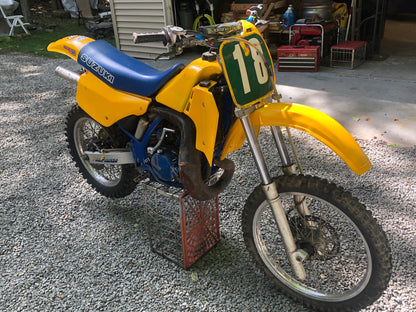 🏁 1987 Suzuki RM250 – Vintage Two-Stroke Motocross Icon