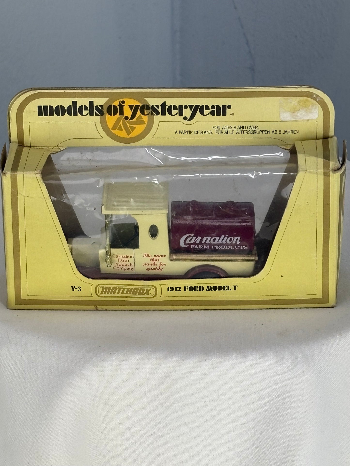 Matchbox Models of Yesteryear Y-3 – 1912 Ford Model T “Carnation” – Boxed