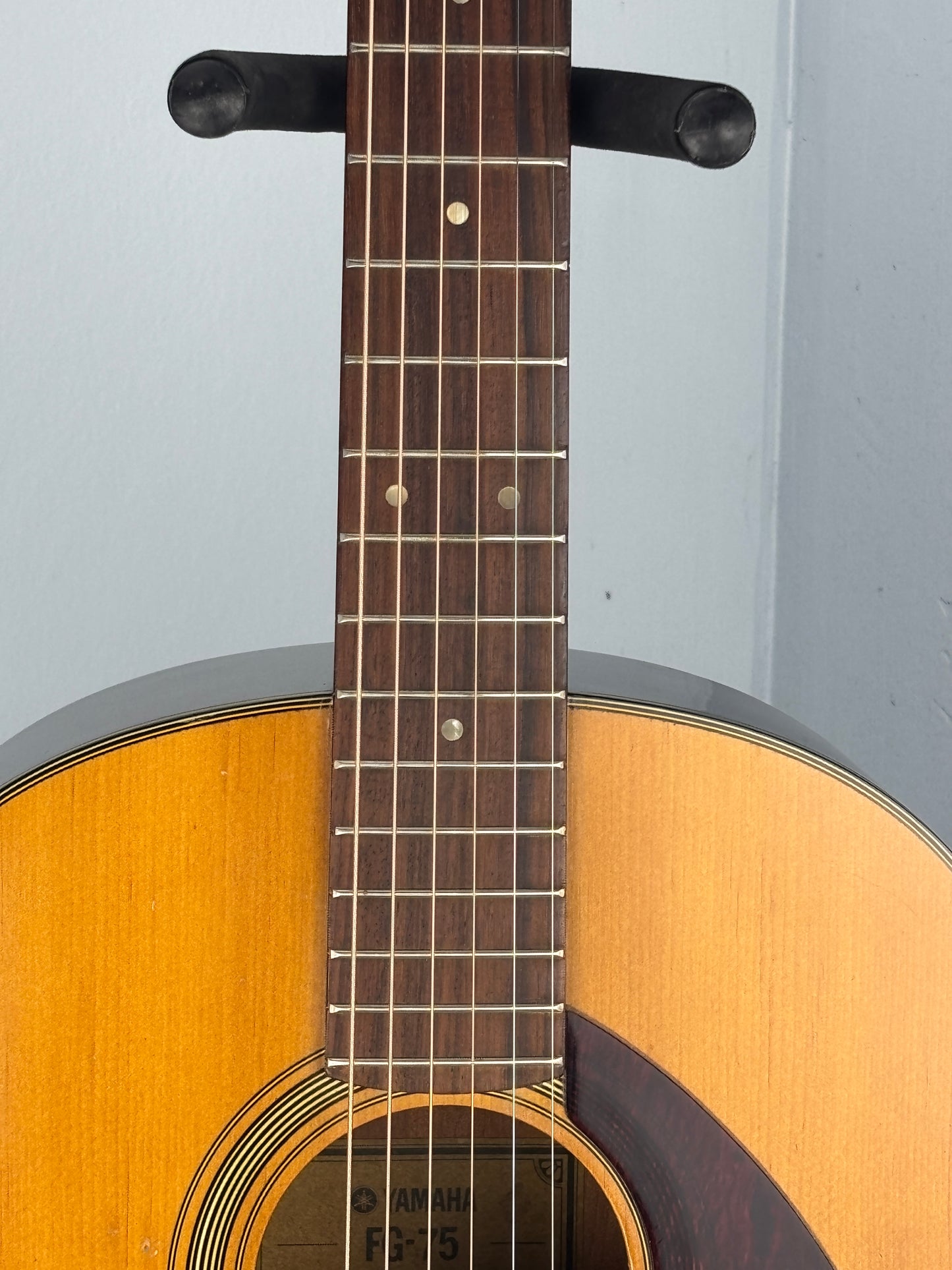 Yamaha Vintage Yamaha FG-75 Acoustic Guitar – 1970s Classic