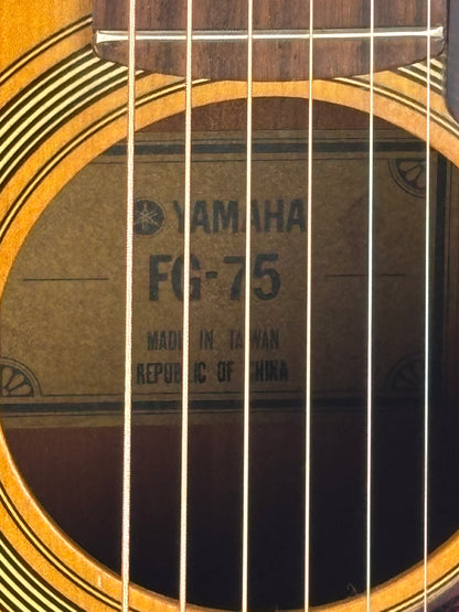Yamaha Vintage Yamaha FG-75 Acoustic Guitar – 1970s Classic