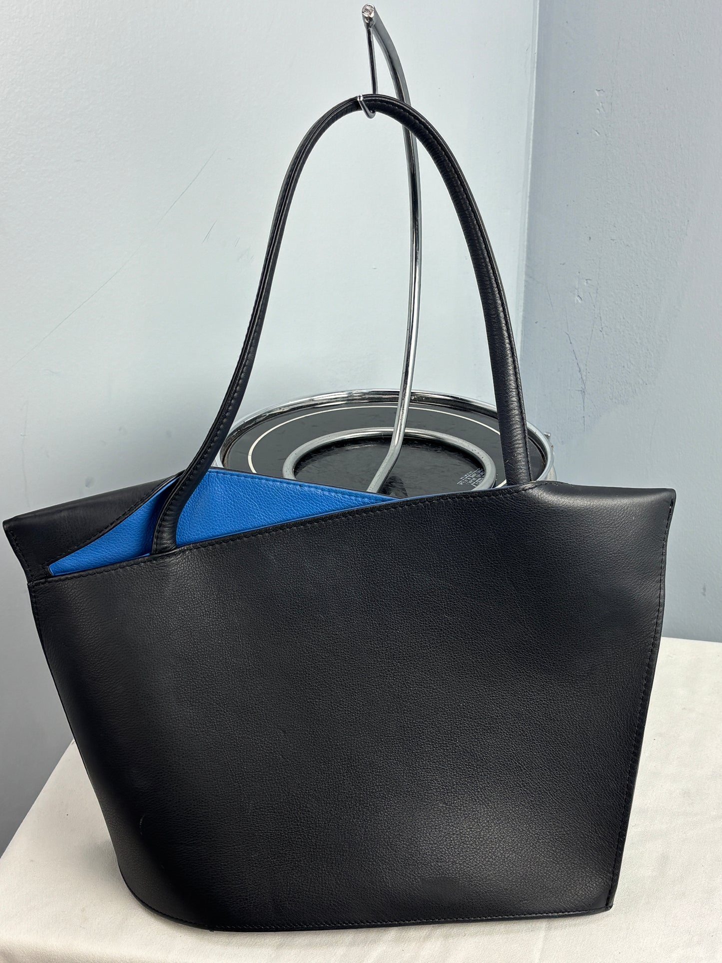 👜 Coach Reversible Leather Tote Bag – Black & Blue – Pebbled Leather