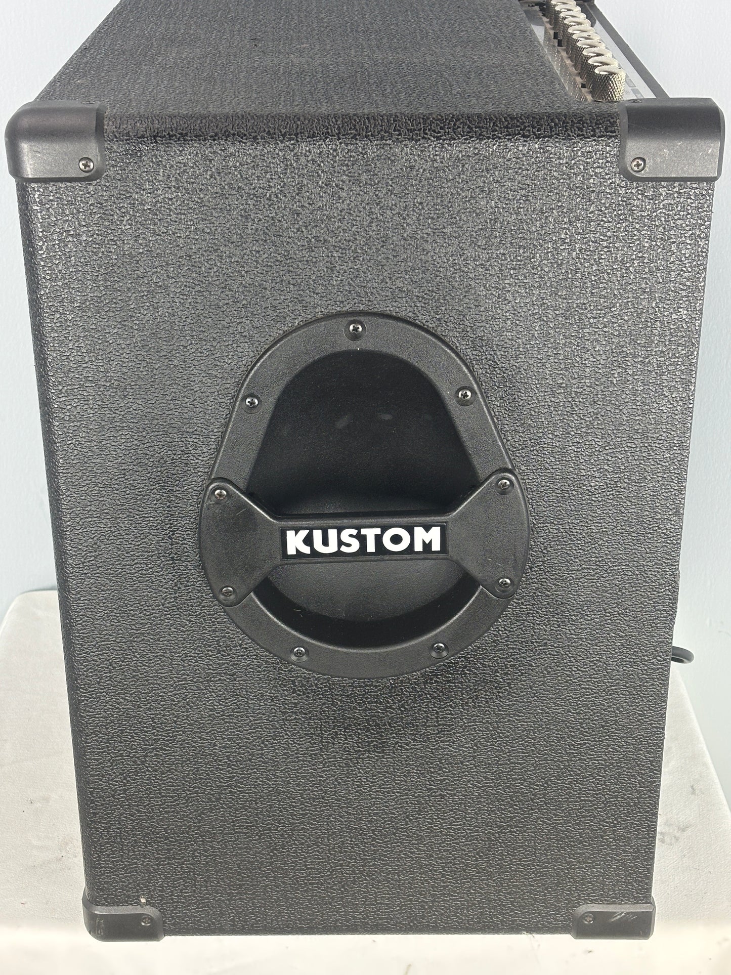 Kustom KMA100 Keyboard / Mixer Amplifier – 100W – Celestion Speaker – Multi-Input PA Style Amp