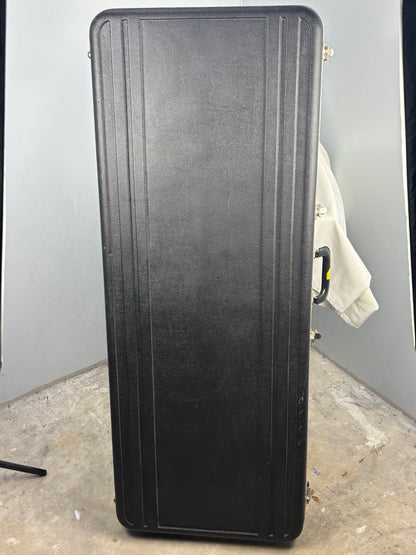Flying V Hardshell Guitar Case – Heavy Duty – Blue Plush Interior