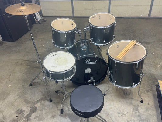 Pearl Forum Series 5-Piece Drum Kit with Hardware, Zildjian ZBT Cymbal, PDP Pedal & Throne