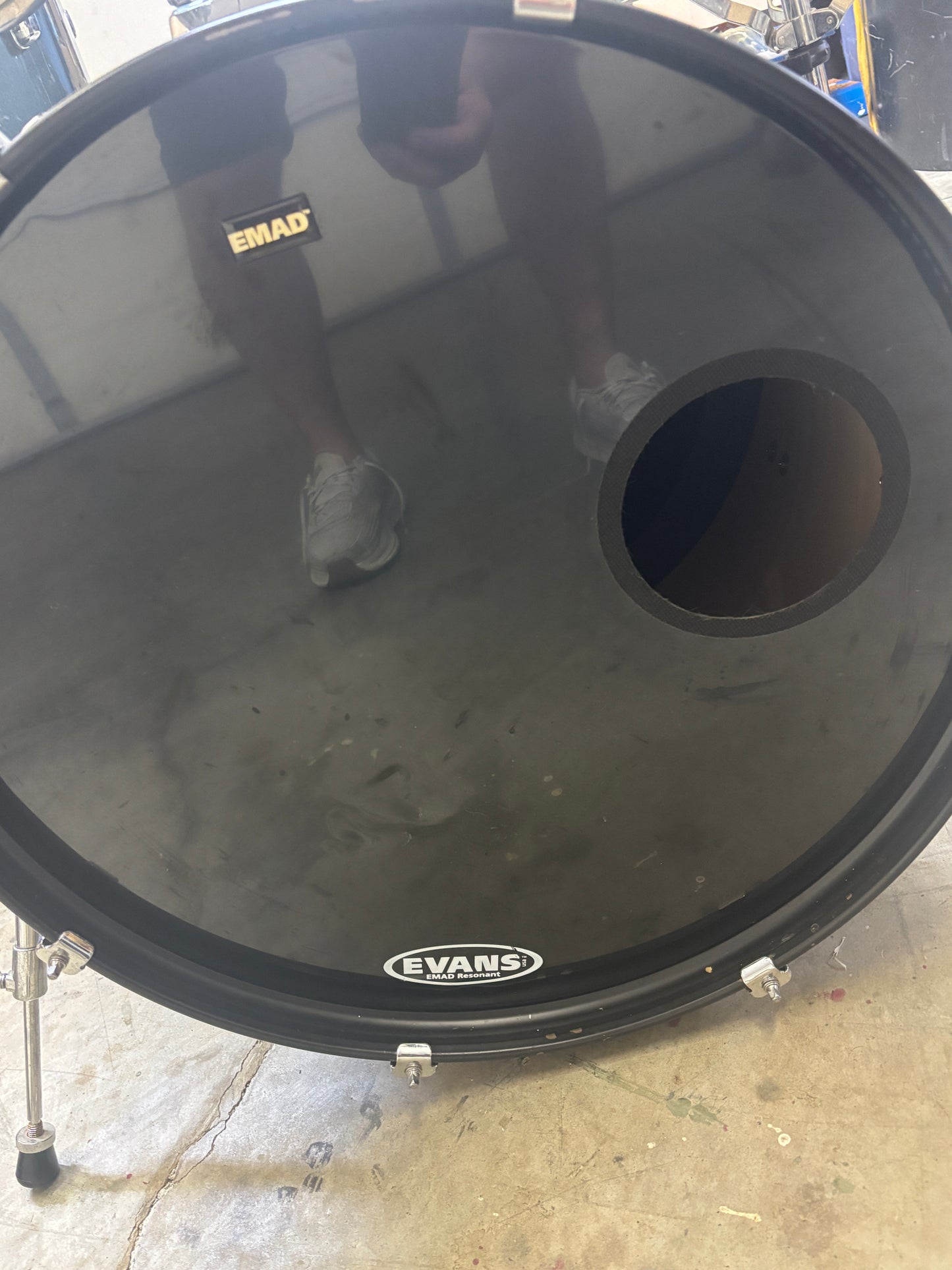 Pearl Forum Series 5-Piece Drum Kit with Hardware, Zildjian ZBT Cymbal, PDP Pedal & Throne