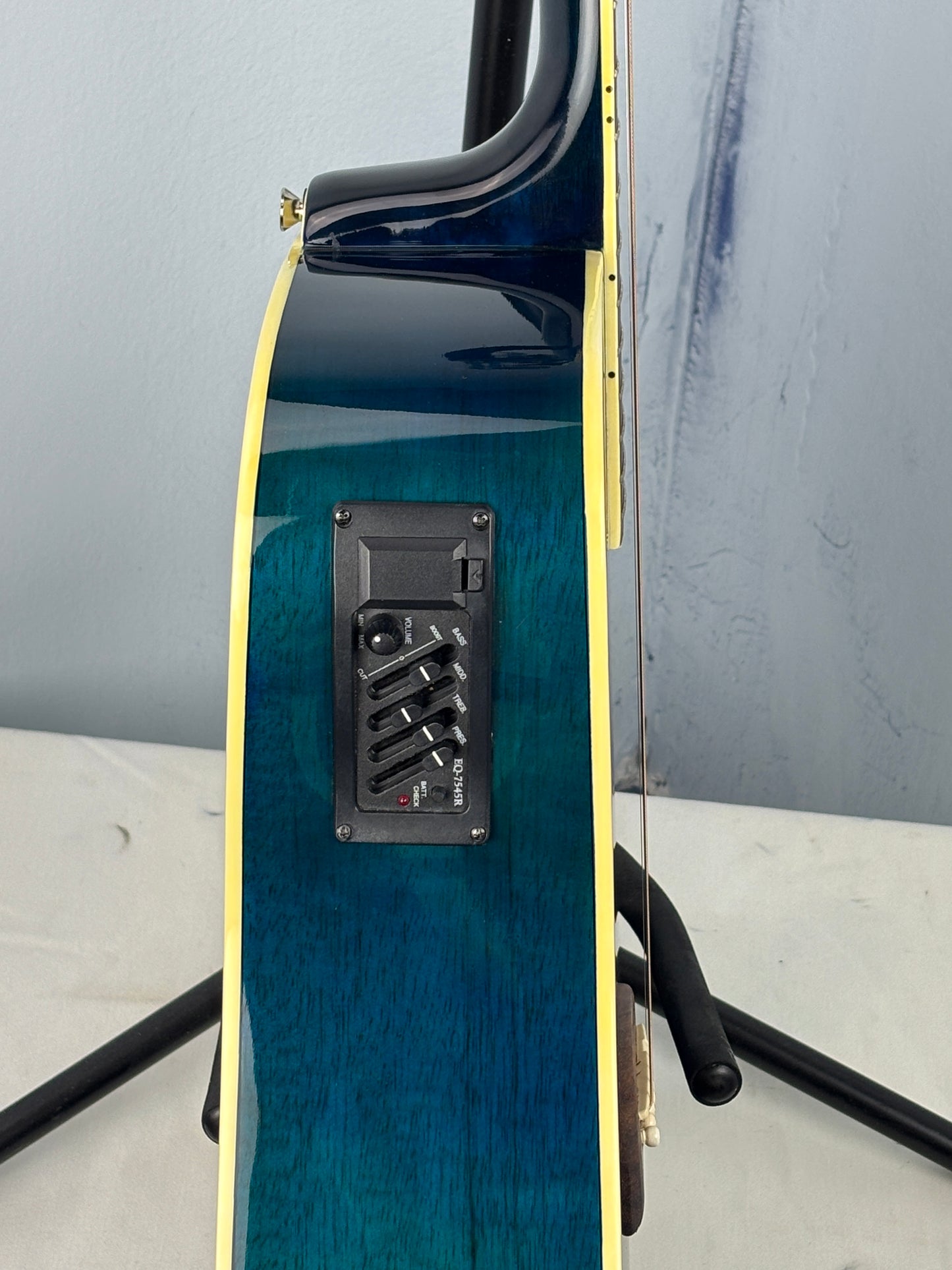 Kona Acoustic-Electric Cutaway Guitar – Transparent Blue – Built-In Tuner & EQ