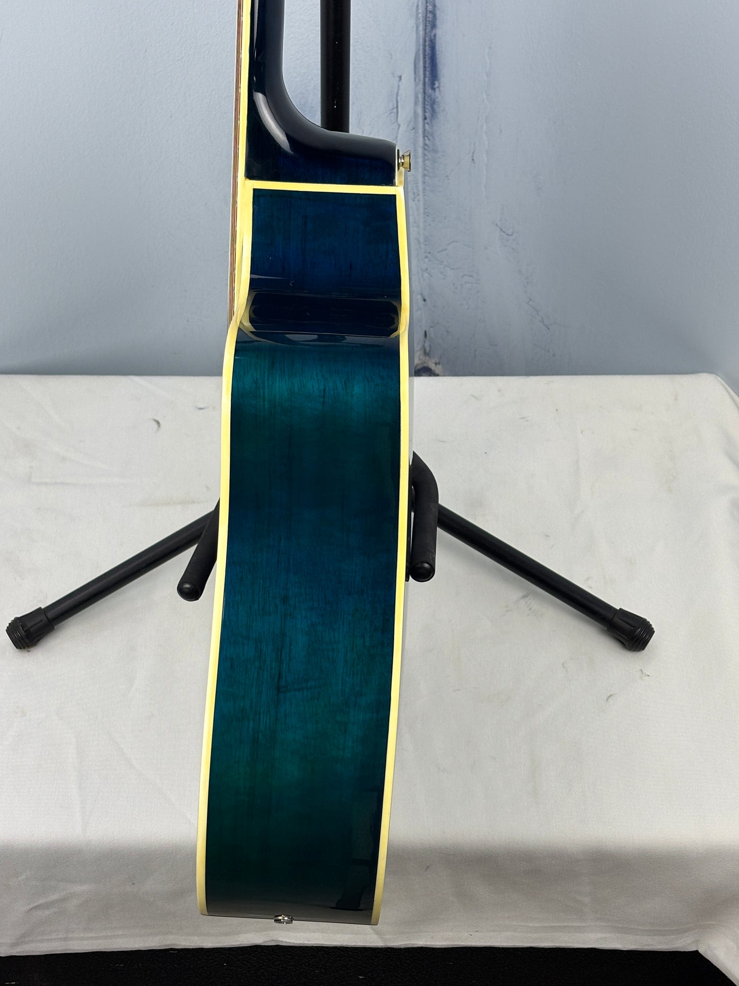 Kona Acoustic-Electric Cutaway Guitar – Transparent Blue – Built-In Tuner & EQ