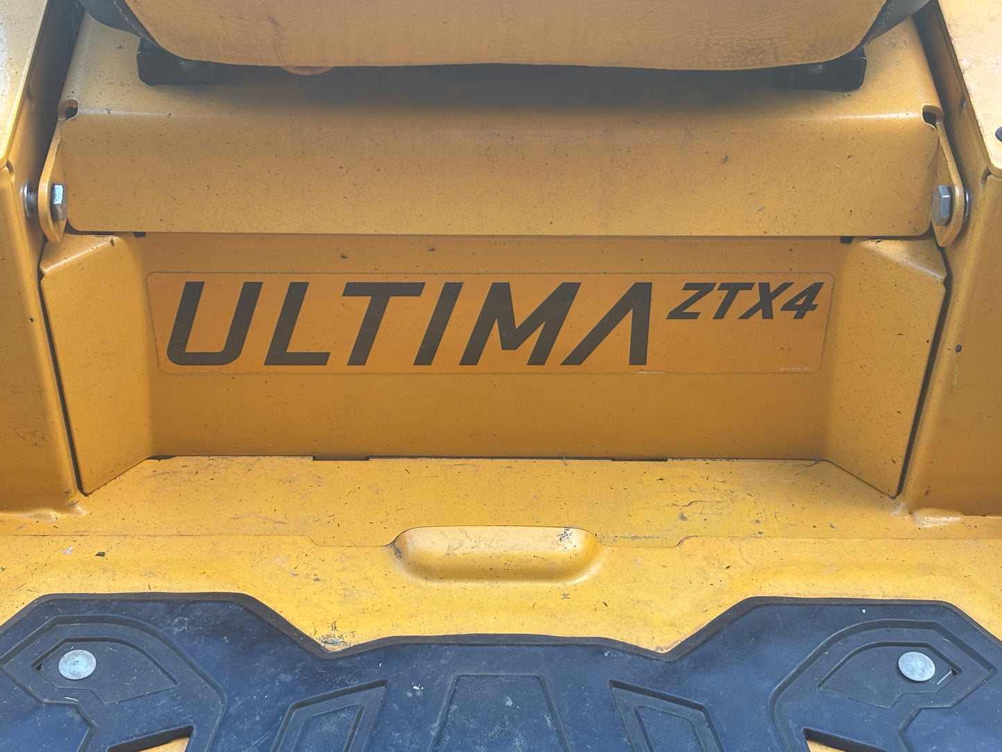 Cub Cadet Ultima ZTX4 60" Zero-Turn Mower – 24 HP Kohler Engine