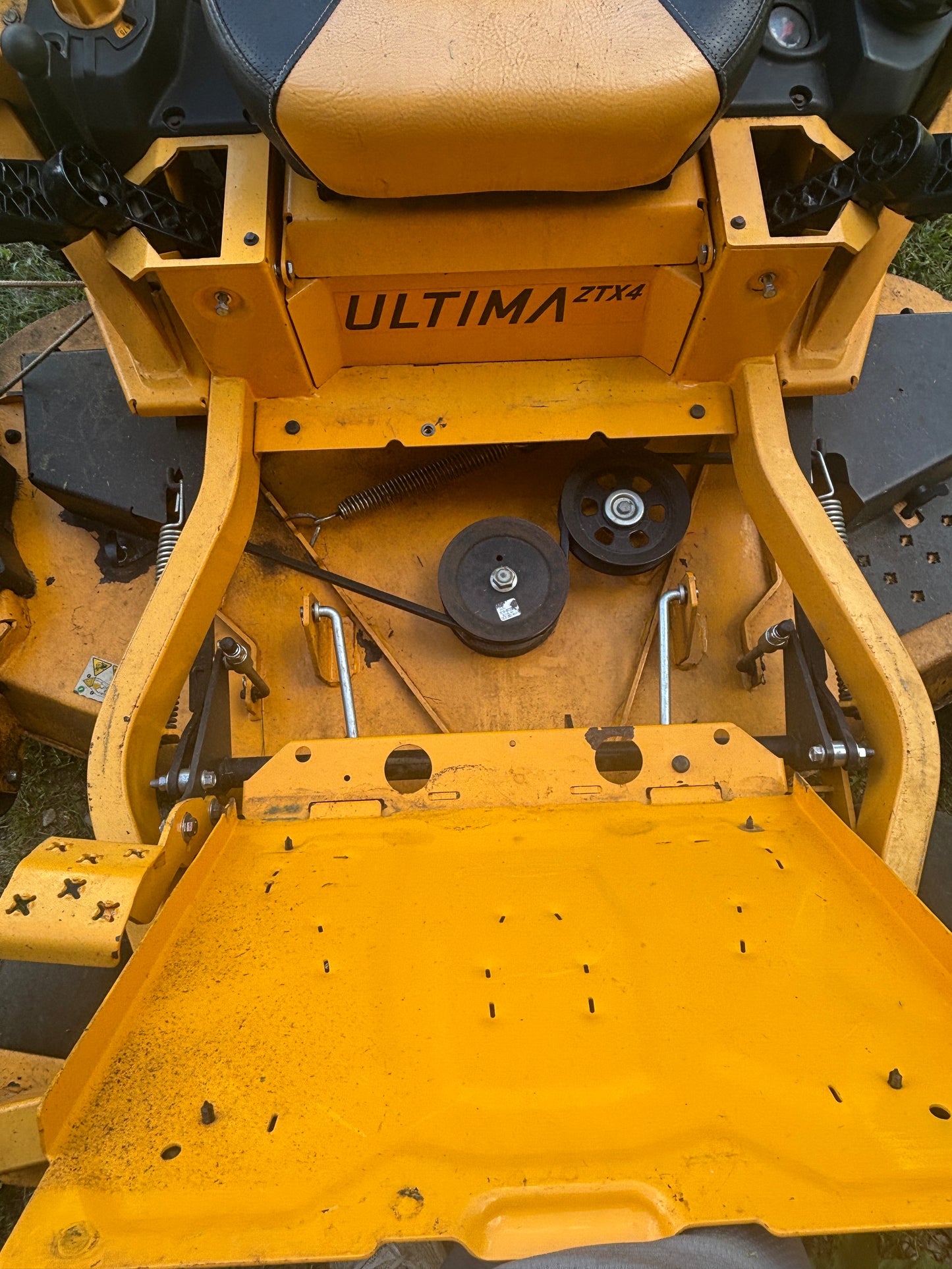 Cub Cadet Ultima ZTX4 60" Zero-Turn Mower – 24 HP Kohler Engine