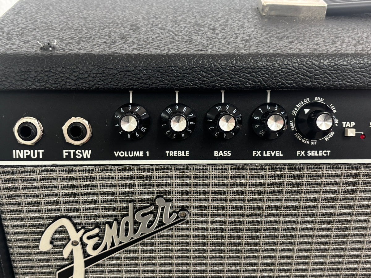 Fender Champion 100 2x12 Guitar Amplifier – Fully Tested, Very Clean