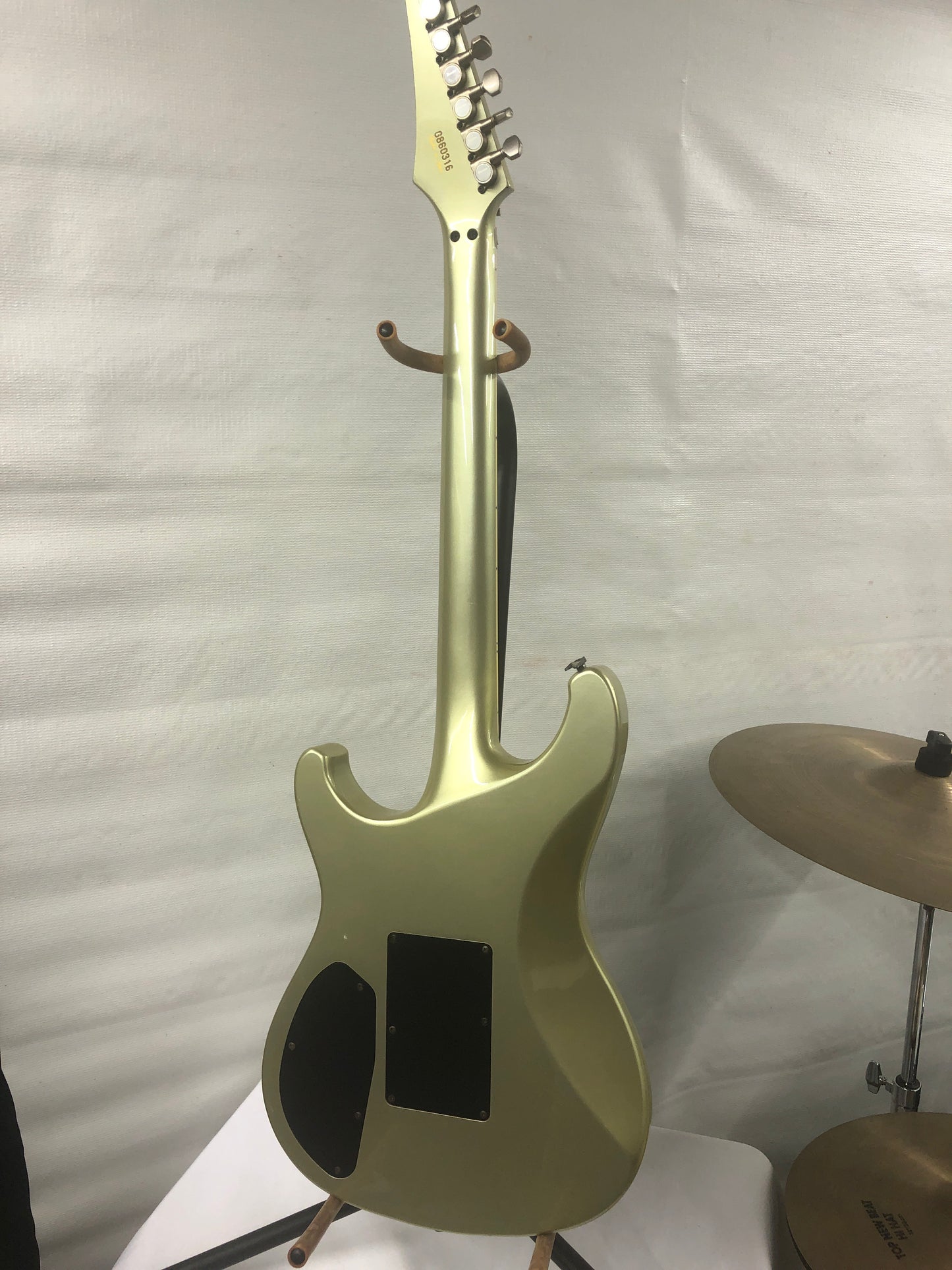 1986 Ibanez PL2550 Pro Line – Gold Pearl – Japan – Neck-Thru – Original Case