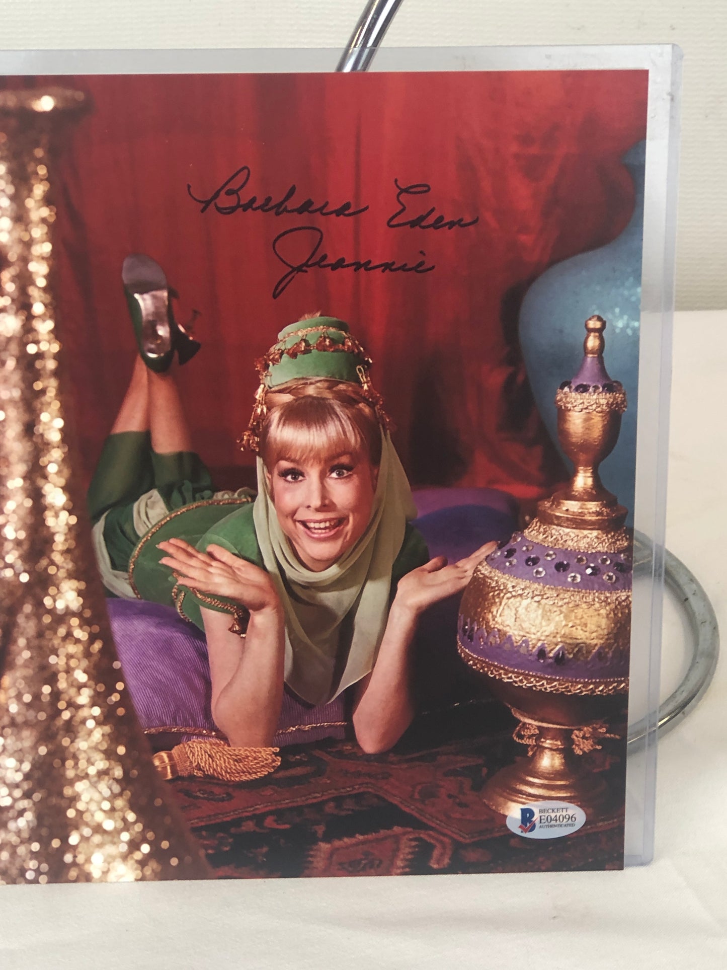 Barbara Eden – I Dream of Jeannie – Autographed 8x10 Photograph – Beckett COA
